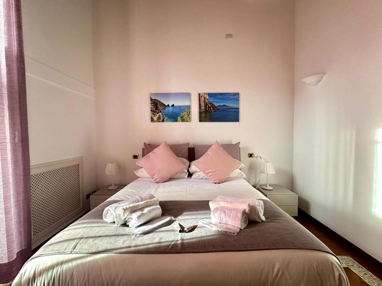 Pink Star Napoli Luxury Apartment Εξωτερικό φωτογραφία